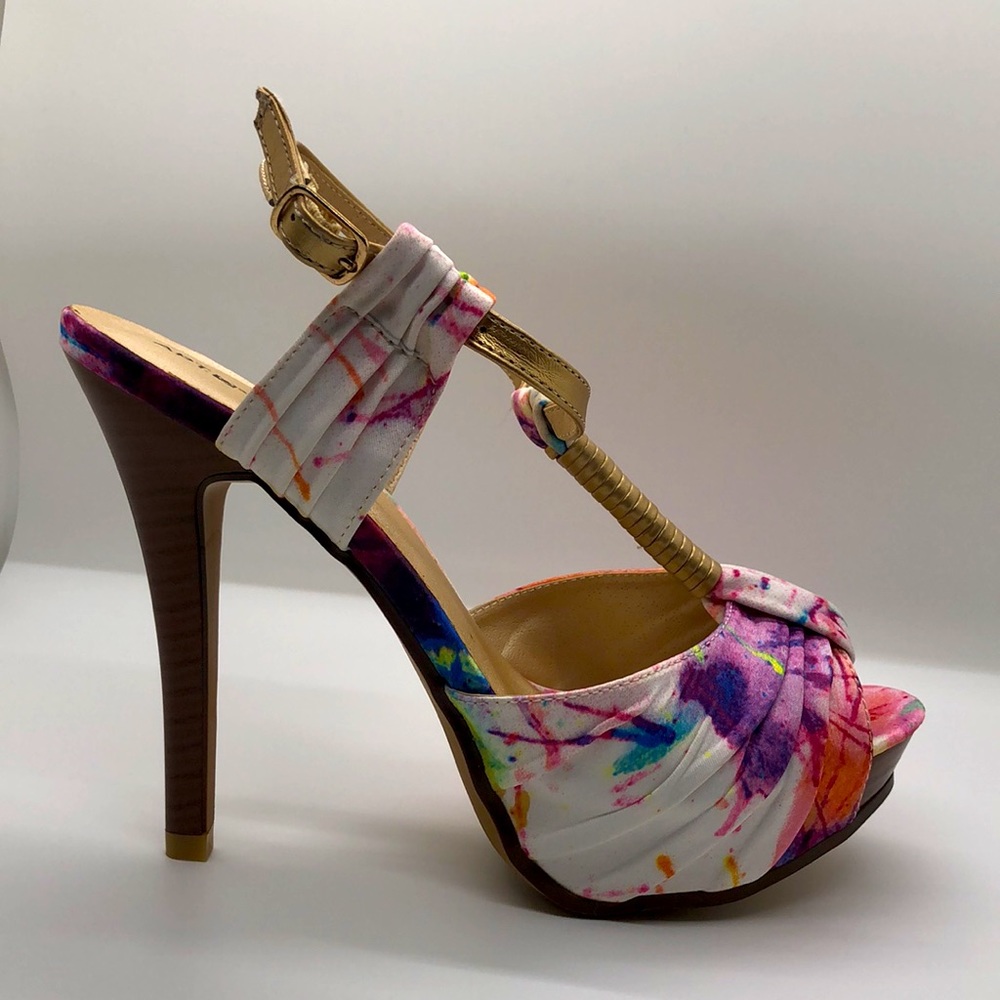 Gorgeous Multi-Color Heels - Picture 13 of 15